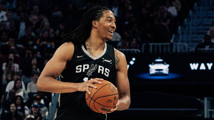 July 5, 2026; San Francisco, California, USA; San Antonio Spurs forward Maliq Brown (15) look to pass in the second half against the Golden State Warriors at the California Classic at Chase Center. July 5, 2026; San Francisco, California, USA; San Antonio Spurs forward Maliq Brown (15) look to pass in the second half against the Golden State Warriors at the California Classic at Chase Center.