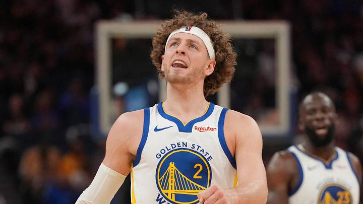 Apr 5, 2026; San Francisco, California, USA; Golden State Warriors guard Brandin Podziemski (2) reacts after missing a shot against the Houston Rockets in the third quarter at the Chase Center. Mandatory Credit: Cary Edmondson-Imagn Images