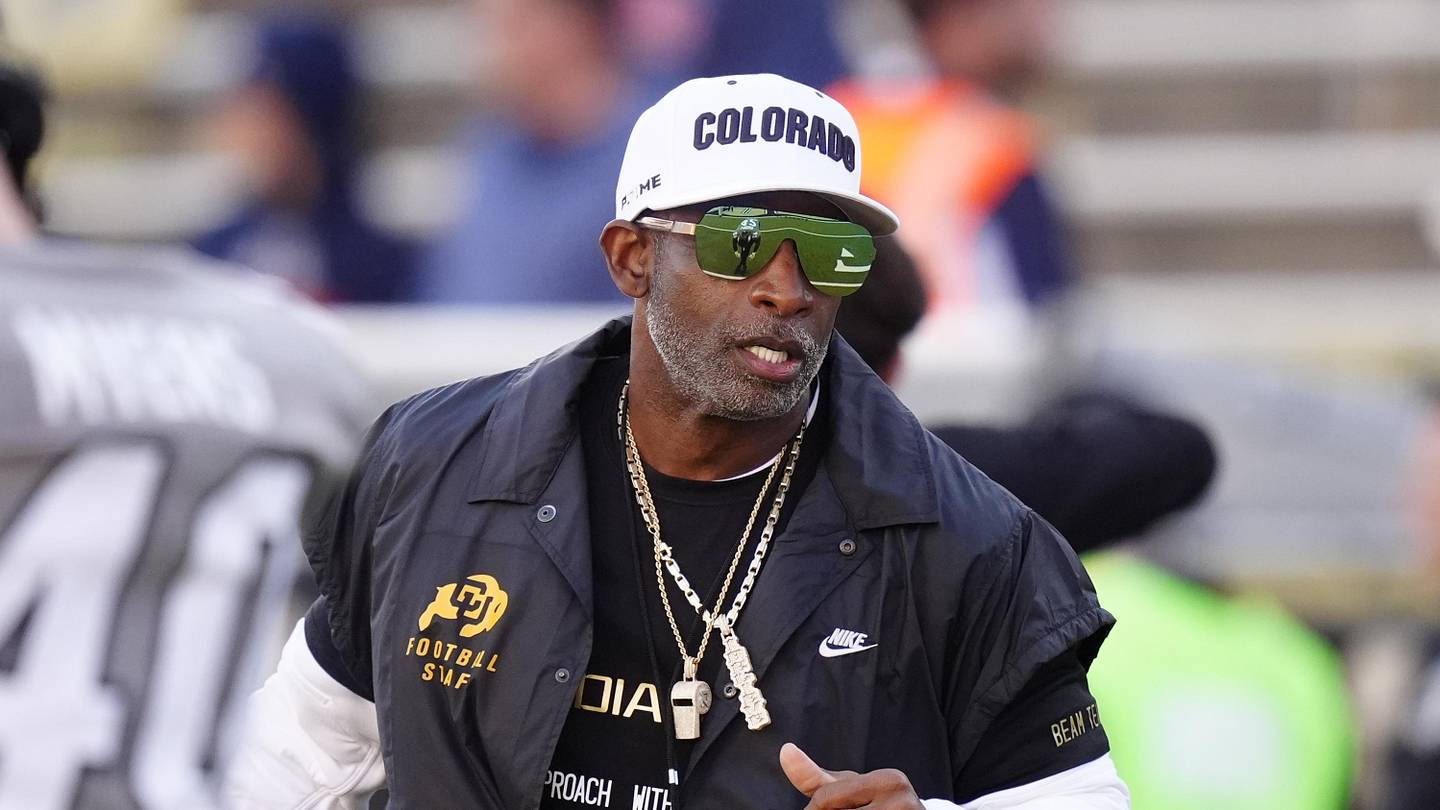 Colorado Buffaloes Offer Intriguing Two-Way Recruit from Florida