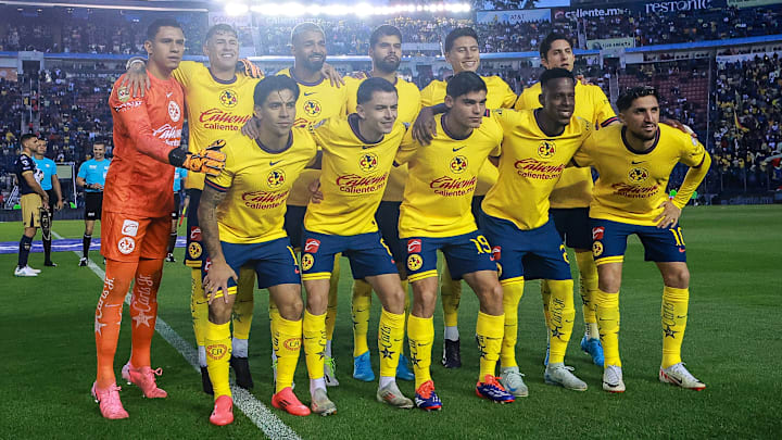 El once titular del América frente a Pumas en el Clásico Capitalino