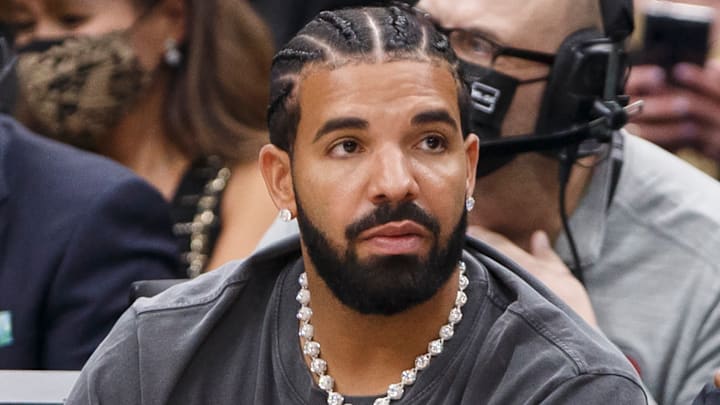 Los Angeles Lakers v Toronto Raptors