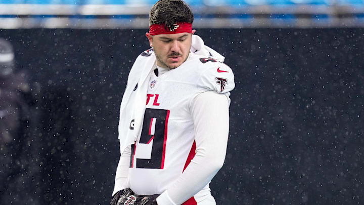 The Atlanta Falcons signed long snapper Liam McCullough to a four-year contract extension, the team announced Thursday. The Atlanta Falcons signed long snapper Liam McCullough to a four-year contract extension, the team announced Thursday.