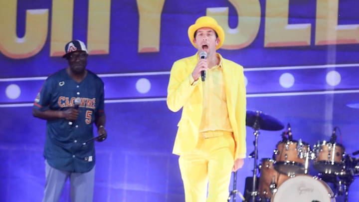 Jesse Cole announces former World Series Champion Ryan Howard as the primetime coach for the new Indianapolis Clowns during the Banana Ball City Selection Show on Thursday, October 9, 2025 at Historic Grayson Stadium.