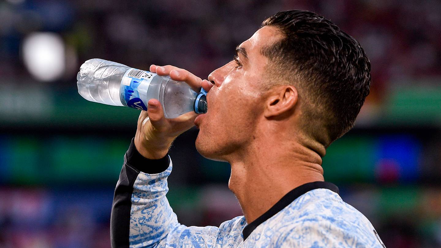 Cristiano Ronaldo’s Diet: What the Soccer Superstar Eats to Stay in Peak Shape