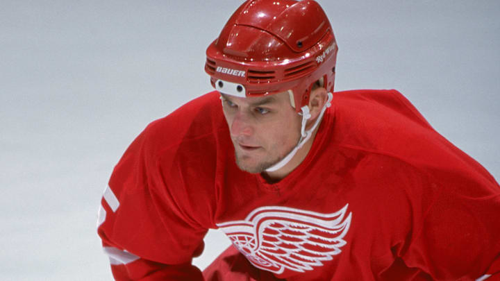 Red Wings v Flames