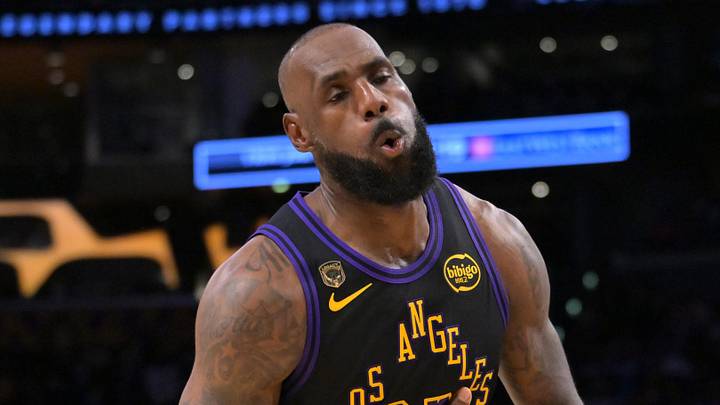 Los Angeles Lakers forward LeBron James Los Angeles Lakers forward LeBron James