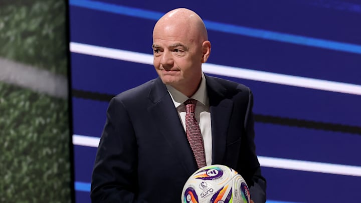 Gianni Infantino a fait l'annonce lors d'une conférence de presse.