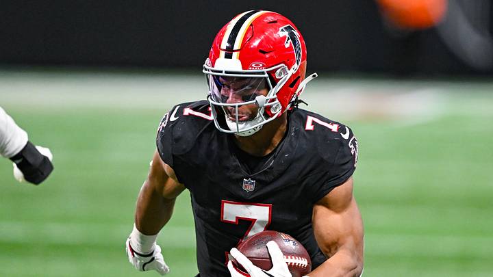 Atlanta Falcons running back Bijan Robinson