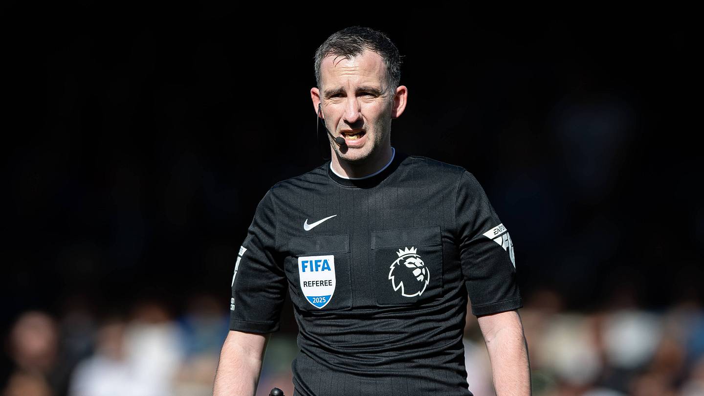 Chelsea vs Everton: Who is the referee and VAR for the Premier League ...