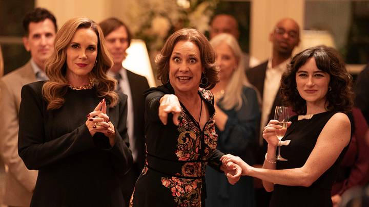 BIG MISTAKES. (L to R) Elizabeth Perkins as Annette, Laurie Metcalf as Linda, and Abby Quinn as Natalie in Episode 108 of BIG MISTAKES BIG MISTAKES. (L to R) Elizabeth Perkins as Annette, Laurie Metcalf as Linda, and Abby Quinn as Natalie in Episode 108 of BIG MISTAKES