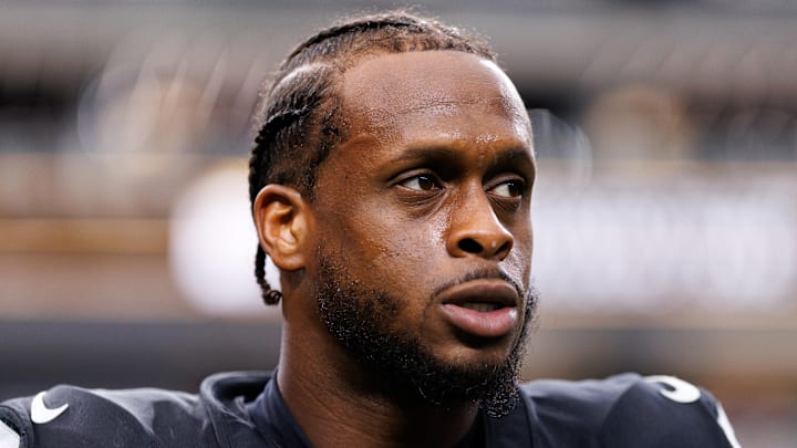 Denver Broncos v Las Vegas Raiders - NFL 2025