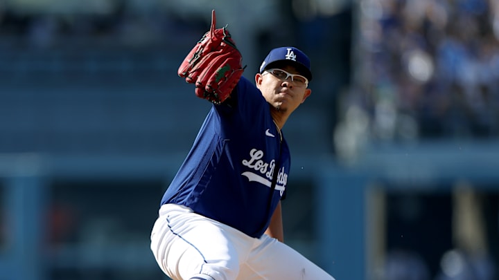 Julio Urías debutó en la Major League Baseball el 27 de mayo de 2016