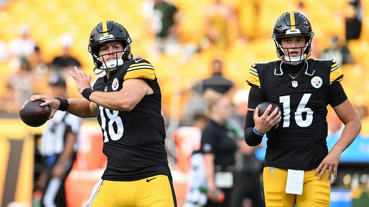 Aug 13, 2026; Pittsburgh, Pennsylvania, USA; Pittsburgh Steelers quarterbacks Will Howard (18) and Drew Allar (16) warm up for a pre-season game against the Green Bay Packers at Acrisure Stadium. Mandatory Credit: Barry Reeger-Imagn Images Aug 13, 2026; Pittsburgh, Pennsylvania, USA; Pittsburgh Steelers quarterbacks Will Howard (18) and Drew Allar (16) warm up for a pre-season game against the Green Bay Packers at Acrisure Stadium. Mandatory Credit: Barry Reeger-Imagn Images