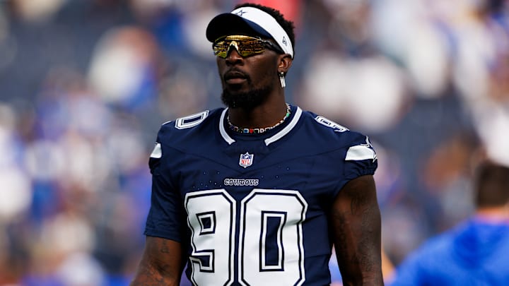 Dallas Cowboys v Los Angeles Rams