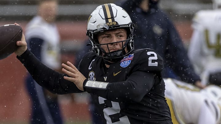 Dec 27, 2024; Birmingham, AL, USA; Vanderbilt Commodores quarterback Diego Pavia (2) warms up before the 2024 Birmingham Bowl at Protective Stadium. Mandatory Credit: Vasha Hunt-Imagn Images Dec 27, 2024; Birmingham, AL, USA; Vanderbilt Commodores quarterback Diego Pavia (2) warms up before the 2024 Birmingham Bowl at Protective Stadium. Mandatory Credit: Vasha Hunt-Imagn Images