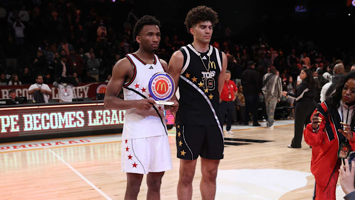 Apr 1, 2025; Brooklyn, NY, USA; McDonald's All American West guard Darryn Peterson (22) and McDonald's All American East forward Cameron Boozer (12) pose for photos after the game at Barclays Center. Mandatory Credit: Pamela Smith-Imagn Images Apr 1, 2025; Brooklyn, NY, USA; McDonald's All American West guard Darryn Peterson (22) and McDonald's All American East forward Cameron Boozer (12) pose for photos after the game at Barclays Center. Mandatory Credit: Pamela Smith-Imagn Images