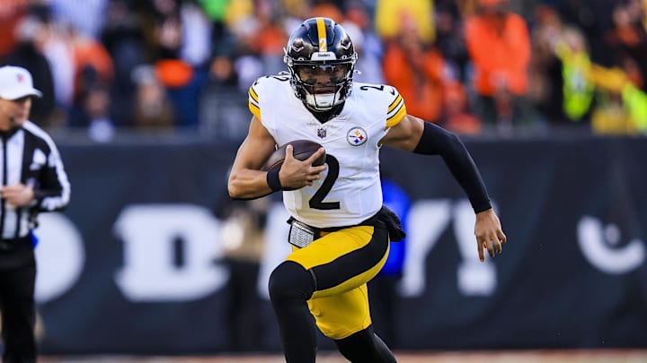 Fields started six games for the Steelers last season.