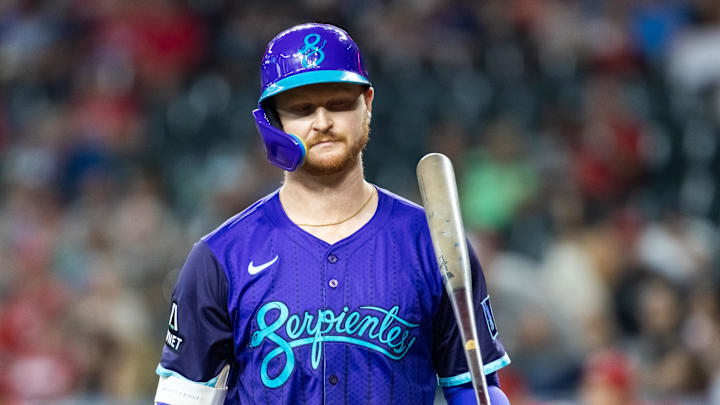 Aug 24, 2025; Phoenix, Arizona, USA; Arizona Diamondbacks first baseman Pavin Smith tosses his bat after striking out in the first inning against the Cincinnati Reds at Chase Field. Mandatory Credit: Mark J. Rebilas-Imagn Images Aug 24, 2025; Phoenix, Arizona, USA; Arizona Diamondbacks first baseman Pavin Smith tosses his bat after striking out in the first inning against the Cincinnati Reds at Chase Field. Mandatory Credit: Mark J. Rebilas-Imagn Images