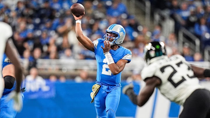 Detroit Lions quarterback Hendon Hooker (2) makes a pass against Jacksonville Jaguars
