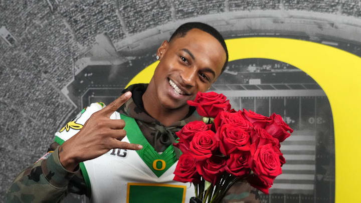 Dec 30, 2024; Los Angeles, CA, USA; Oregon Ducks wide receiver Evan Stewart (7) poses during Rose Bowl media day at Sheraton Grand LA. Mandatory Credit: Kirby Lee-Imagn Images