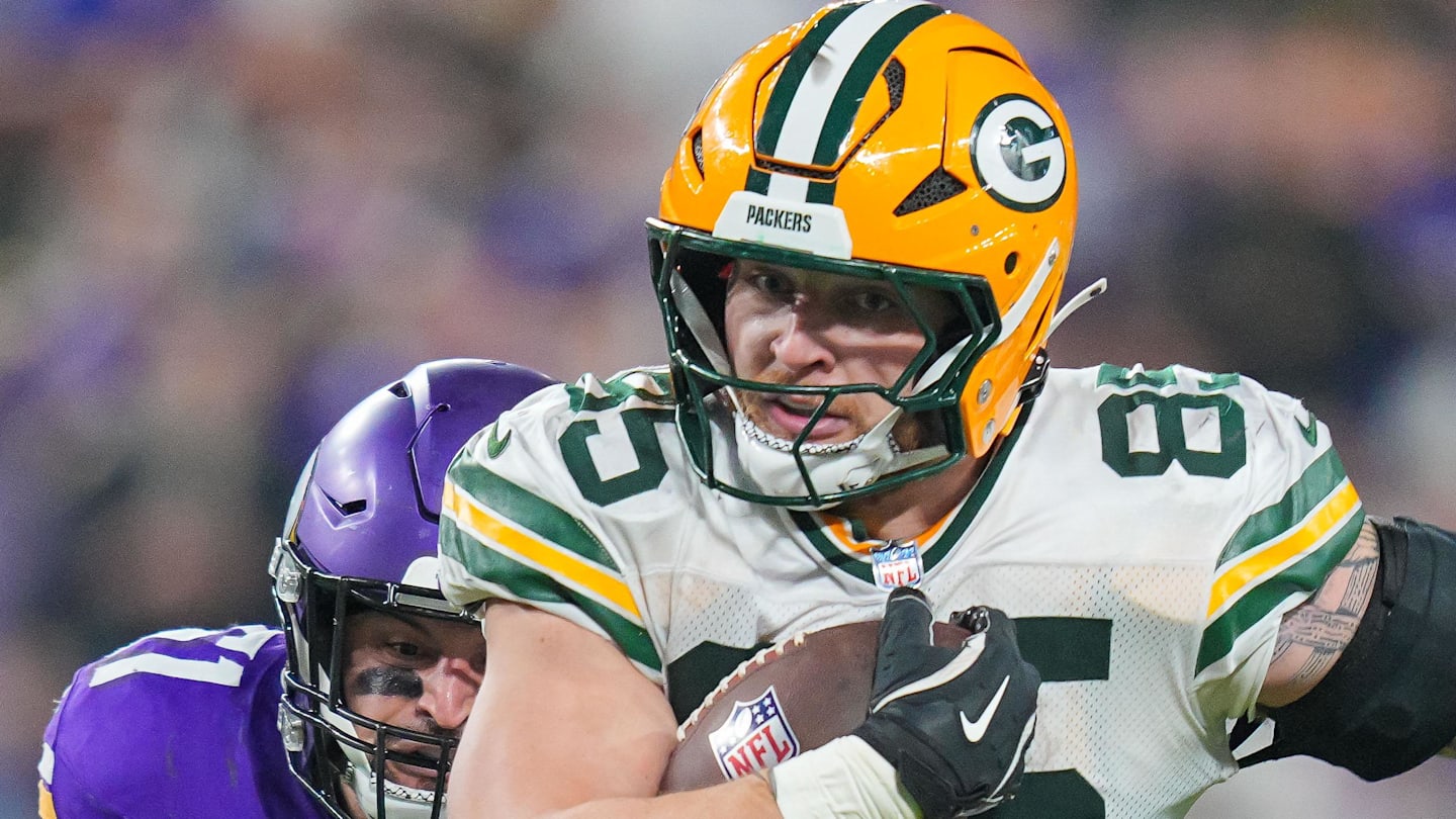 Date, Time, TV and More for All 17 Games on Official Packers Schedule
