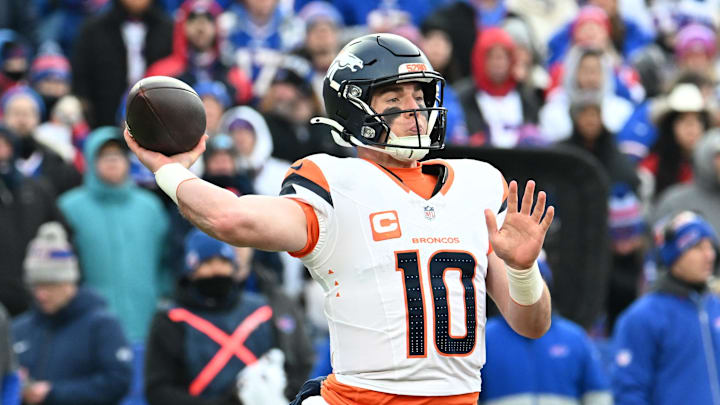 Denver Broncos quarterback Bo Nix throws a pass.