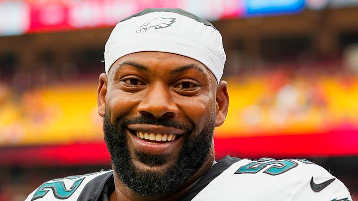 Atlanta Falcons defensive end Za'Darius Smith 