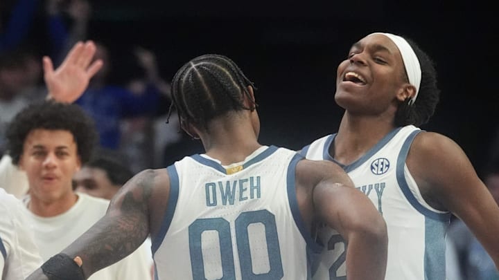 /Kentucky's guard Otega Oweh (00) and Jasper Johnson (2) celebrate beating Tennessee at Rupp Arena Saturday night.
Feb. 7, 2026