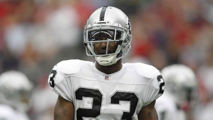 The new cornerbacks coach of the Auburn Tigers was a third round pick of the Oakland Raiders. The new cornerbacks coach of the Auburn Tigers was a third round pick of the Oakland Raiders.