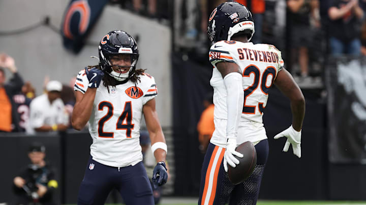 Sep 28, 2025; Paradise, Nevada, USA; Chicago Bears cornerback Tyrique Stevenson (29) celebrates after retrieving a fumble during the first quarter against the Las Vegas Raiders at Allegiant Stadium. Sep 28, 2025; Paradise, Nevada, USA; Chicago Bears cornerback Tyrique Stevenson (29) celebrates after retrieving a fumble during the first quarter against the Las Vegas Raiders at Allegiant Stadium.
