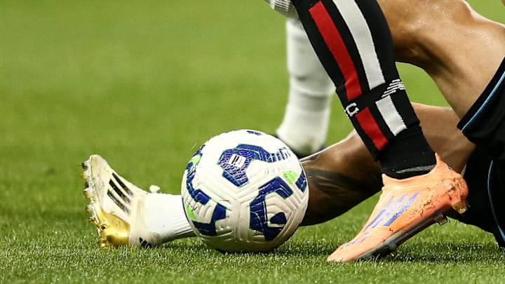 Seis partidas ocorrem neste sábado Seis partidas ocorrem neste sábado