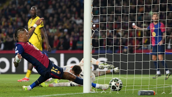 Raphinha grätscht zur Barça-Führung