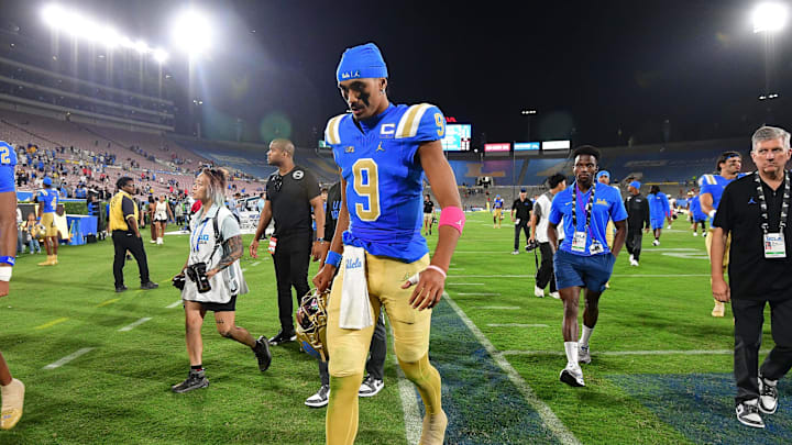 UCLA Bruins quarterback Nico Iamaleava