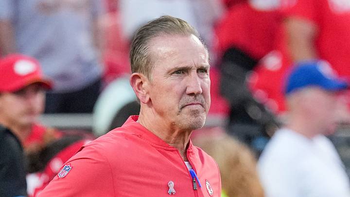 Kansas City Chiefs defensive coordinator Steve Spagnuolo Kansas City Chiefs defensive coordinator Steve Spagnuolo