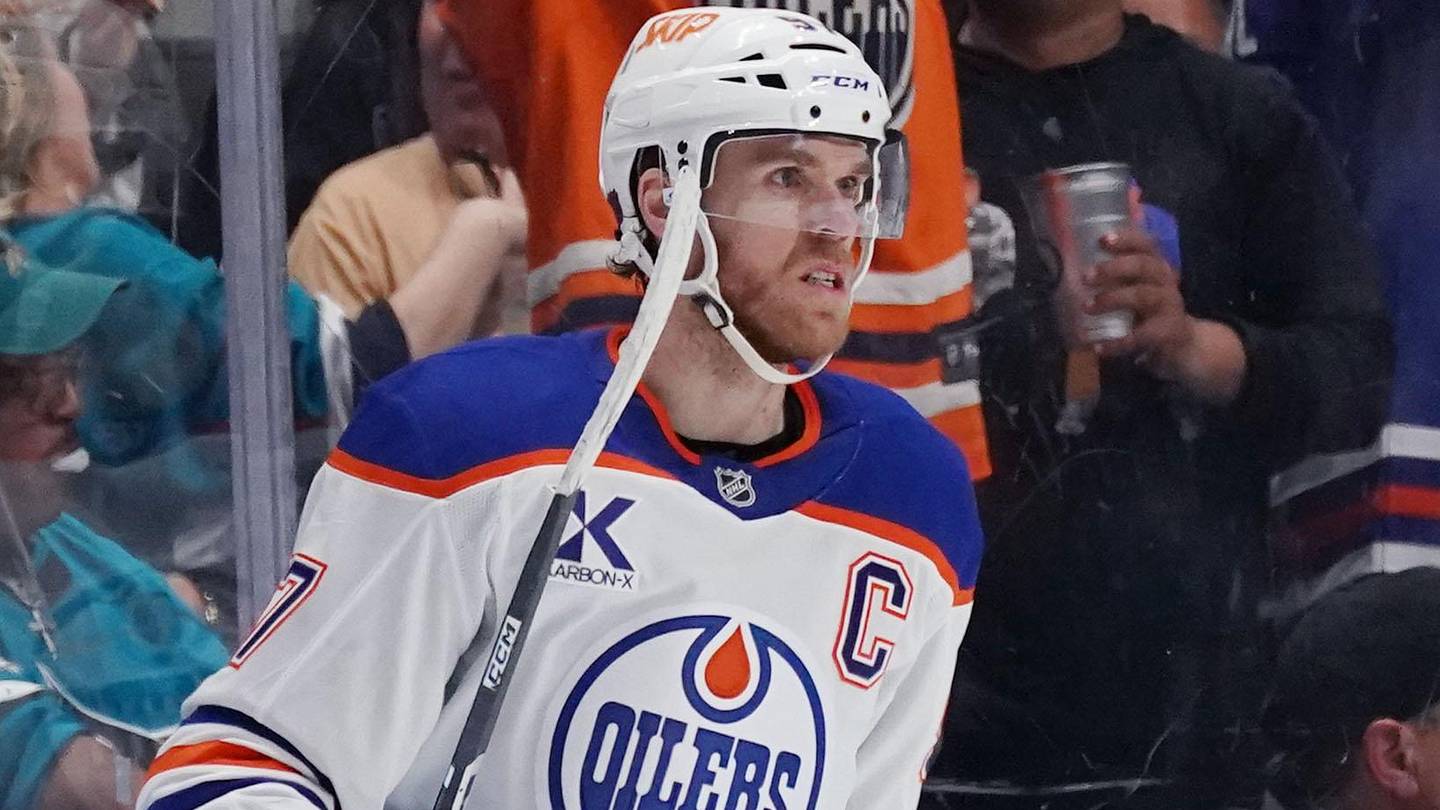 Maple Leafs should forget about Dylan Larkin and focus on Connor McDavid