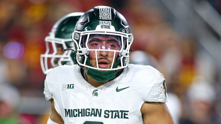 Michigan State linebacker Aisea Moa looks to the sideline during a game against the USC Trojans.