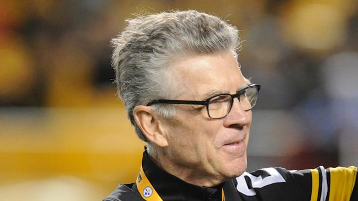 Dec 2, 2018; Pittsburgh, PA, USA; Pittsburgh Steelers former safety Mike Wagner (23) and running back Joe Greene (75) during a recognition of the Super Bowl XIII team during halftime of the Steelers and Los Angeles Chargers game at Heinz Field. Mandatory Credit: Philip G. Pavely-Imagn Images Dec 2, 2018; Pittsburgh, PA, USA; Pittsburgh Steelers former safety Mike Wagner (23) and running back Joe Greene (75) during a recognition of the Super Bowl XIII team during halftime of the Steelers and Los Angeles Chargers game at Heinz Field. Mandatory Credit: Philip G. Pavely-Imagn Images