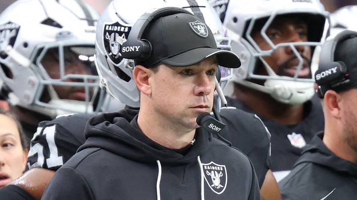 Oct 18, 2026; Paradise, Nevada, USA; Las Vegas Raiders head coach Klint Kubiak looks on in the second quarter against the Buffalo Bills at Allegiant Stadium. Mandatory Credit: Christopher Trim-Imagn Images Oct 18, 2026; Paradise, Nevada, USA; Las Vegas Raiders head coach Klint Kubiak looks on in the second quarter against the Buffalo Bills at Allegiant Stadium. Mandatory Credit: Christopher Trim-Imagn Images