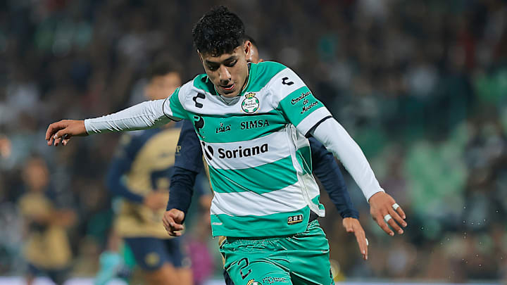 El lateral de Santos Laguna, Omar Campos, también rechazó la oferta de unirse al América porque su deseo es jugar en Europa.