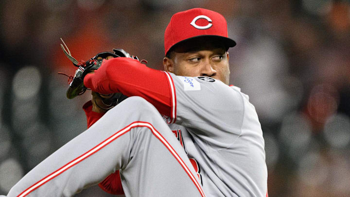 Cincinnati Reds pitcher Alexis Diaz (43) throws a pitch