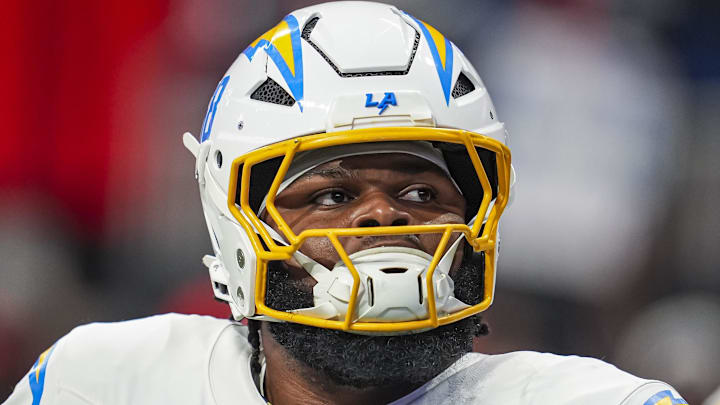 Los Angeles Chargers guard Jamaree Salyer