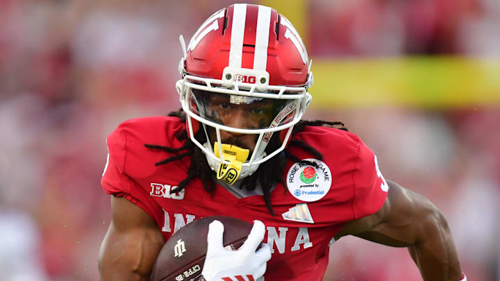 Jan 1, 2026; Pasadena, CA, USA; Indiana Hoosiers wide receiver Omar Cooper Jr. (3) runs against the Alabama Crimson Tide in the second half of the 2026 Rose Bowl and quarterfinal game of the College Football Playoff at Rose Bowl Stadium. Mandatory Credit: Gary A. Vasquez-Imagn Images