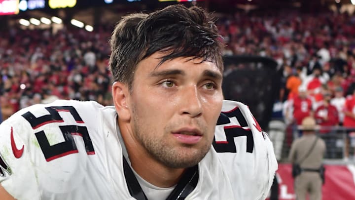 Atlanta Falcons linebacker Kaden Elliss