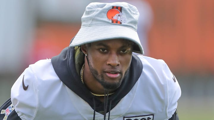 Cleveland Browns cornerback Denzel Ward works out on the side during training camp on Friday, July 29, 2022 in Berea.