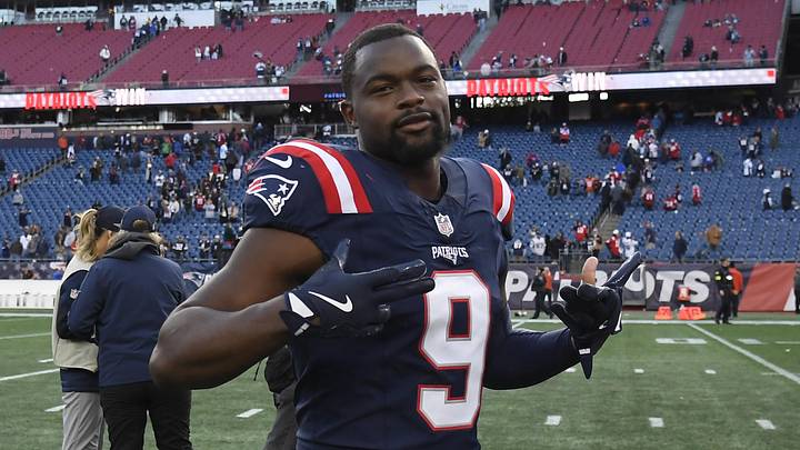 Oct 26, 2025; Foxborough, Massachusetts, USA; New England Patriots wide receiver Kayshon Boutte (9) reacts to the win against the Cleveland Browns at Gillette Stadium. Mandatory Credit: Bob DeChiara-Imagn Images Oct 26, 2025; Foxborough, Massachusetts, USA; New England Patriots wide receiver Kayshon Boutte (9) reacts to the win against the Cleveland Browns at Gillette Stadium. Mandatory Credit: Bob DeChiara-Imagn Images