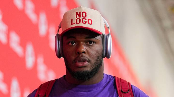 Kansas City Chiefs offensive tackle Kahlil Benson (70) Kansas City Chiefs offensive tackle Kahlil Benson (70)