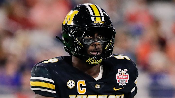 Missouri Tigers defensive end Zion Young