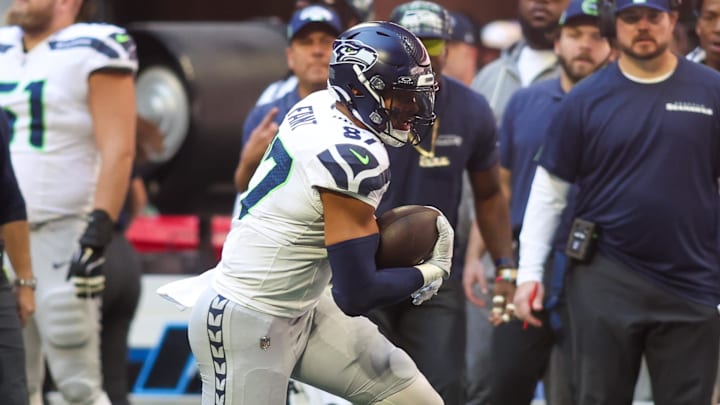 Oct 20, 2024; Atlanta, Georgia, USA; Seattle Seahawks tight end Noah Fant (87) runs after a catch against the Atlanta Falcons in the second quarter at Mercedes-Benz Stadium. Mandatory Credit: Brett Davis-Imagn Images