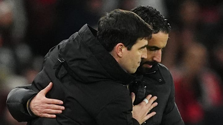 Andoni Iraola (links) könnte auf Ruben Amorim (rechts) folgen Andoni Iraola (links) könnte auf Ruben Amorim (rechts) folgen