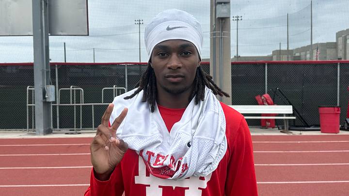 Mater Dei (Calif.) 2027 cornerback and USC Trojans commit Danny Lang Mater Dei (Calif.) 2027 cornerback and USC Trojans commit Danny Lang